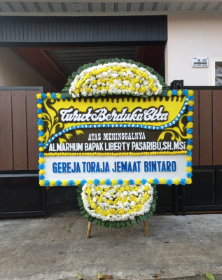 Papan Bunga Duka di Kebo