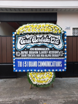 Papan Bunga Duka di Kebo